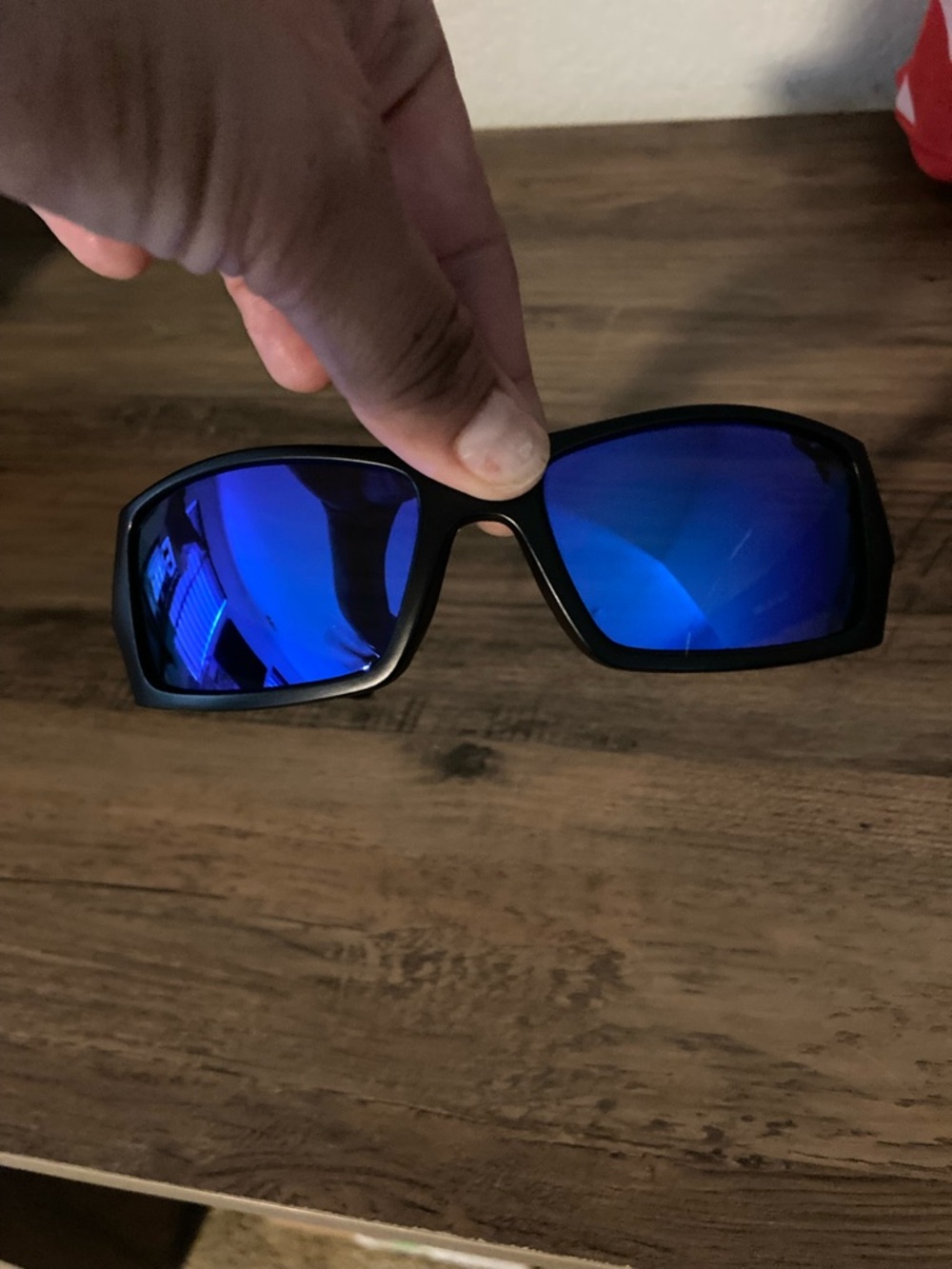 Oakleys sunglasses - Picture 4 of 8